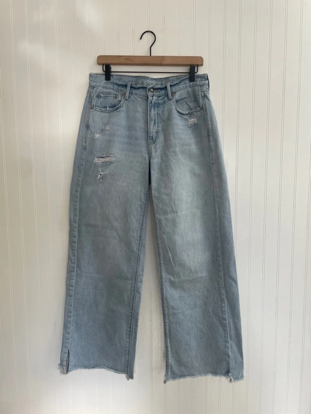 AMERICAN EAGLE Skater Jean 100% Cotton High Rise Wide Leg Distressed Size 8